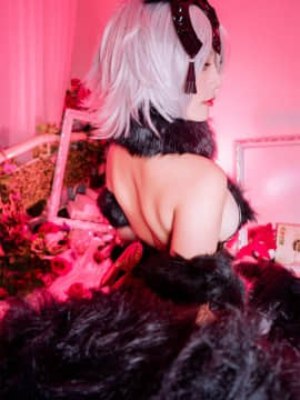 [Messie Huang] Jeanne Alter Wolf_21