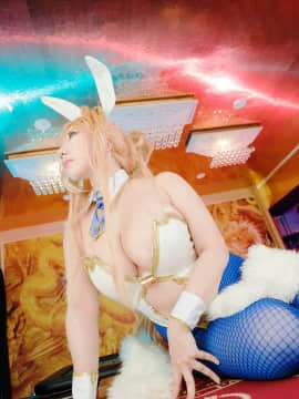 [Shooting Star's (SAKU)] Royal Bunny2_088_087