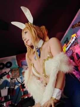 [Shooting Star's (SAKU)] Royal Bunny2_274_273