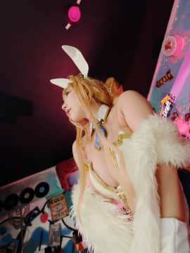 [Shooting Star's (SAKU)] Royal Bunny2_275_274