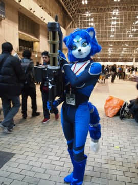 [Ayano Harumaki]  Krystal from Star Fox_0007_Ayano_Appears_at_Wonder_Festival_Cosplay.Ayano.WonderFestival2015.06