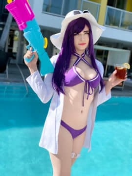 [C9 Sneaky] Pool Party Caitlyn_TWyTuY_3