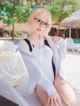 [猫君君] Jeanne d'Arc Swimsuit_MAJ00496