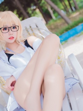 [猫君君] Jeanne d'Arc Swimsuit_MAJ00522