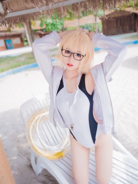 [猫君君] Jeanne d'Arc Swimsuit_MAJ00493