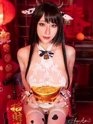 Hane Ame 雨波 - Cow Qipao (Original)_HaneAme - Cow Qipao (06)