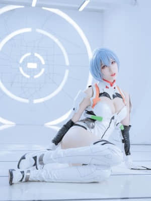 周叽是可爱兔兔 Vol.005 绫波丽 白战_Coser_Vol.005_MrCong.com_003