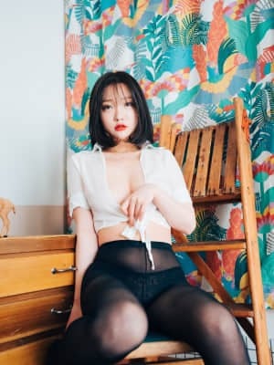 [Loozy] Ye-Eun 손예은 - Officegirl's Vacation Vol.1 + 10v_39