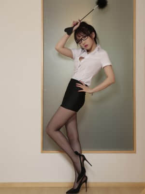 小女巫露娜- 老师 Sexy Teacher_14