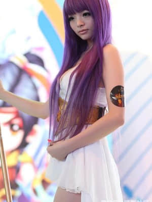 Athena sexy cosplay - Chinajoy event 2012 (Li-Ling Angel Baby)_074_376752_260845450699024_226590042_n