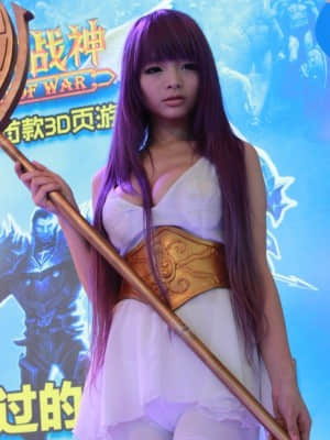 Athena sexy cosplay - Chinajoy event 2012 (Li-Ling Angel Baby)_081_4507487_980x1200_0