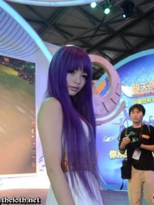 Athena sexy cosplay - Chinajoy event 2012 (Li-Ling Angel Baby)_020_564719_347352988677115_1531198963_n