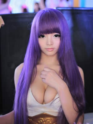 Athena sexy cosplay - Chinajoy event 2012 (Li-Ling Angel Baby)_027_828DD564163AABC9BCA807E67541238E_800