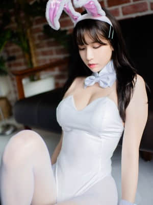 [BLUECAKE] Ahrin 이아린 - White & Black Bunny_038