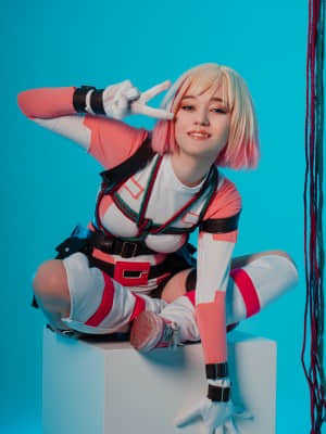 Donnaloli - Gwenpool_009_1_9_PMPnN3MK