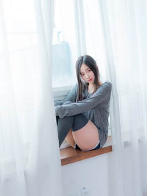 [CREAMSODA] BamBi 밤비 - Over knee socks_064