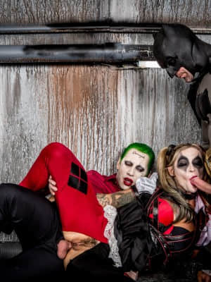 Suicide Squad XXX (Pictures)_sc5 (139)