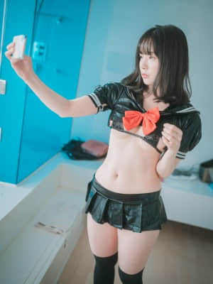 [DJAWA] Leather Black Schoolgirl - PIA_DJAWA_B00002