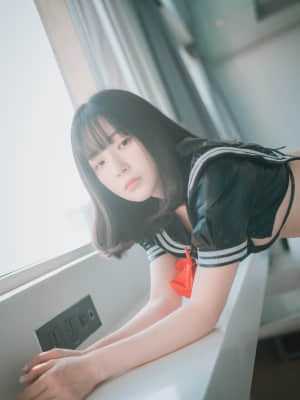 [DJAWA] Leather Black Schoolgirl - PIA_DJAWA_B00008