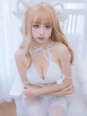 Coser@过期米线线喵 Vol.127: 小羊咩【生日限定】_Coser-sama31598328-Vol.127-003