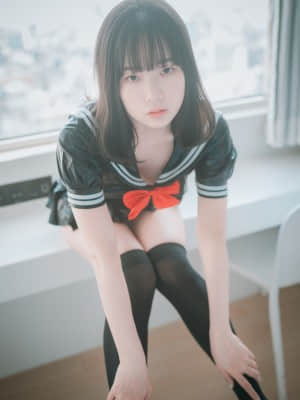 DJAWA Photo – Pia (피아): “Leather Black Schoolgirl”_DJAWA-Photo-Pia-Leather-Black-Schoolgirl-013