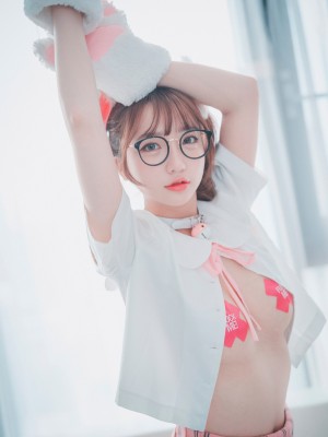 孫樂樂 [DJAWA] Cute Pink - Son Ye-Eun (손예은)_04