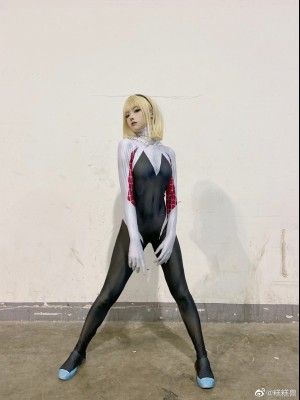 糕糕兽 - spider gwen_06：bd3adc19gy1gjcjz8uw90j21jt22eb29