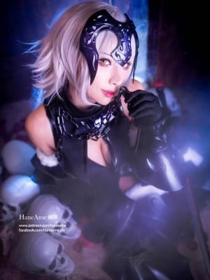 Hane Ame 雨波 - JEANNE ALTER Photobook (FGO)_003