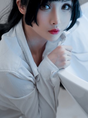 rioko凉凉子-男友衬衣_24：Coser_rioko_Vol.044_MrCong.com_024