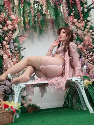 Luxlo Cosplay - Aerith Gainsborough (Final Fantasy)_01