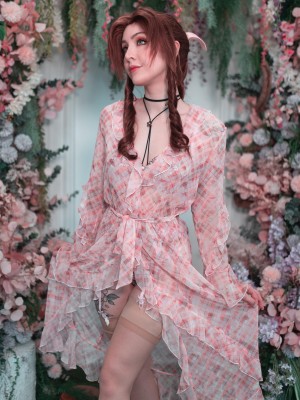 Luxlo Cosplay - Aerith Gainsborough (Final Fantasy)_24