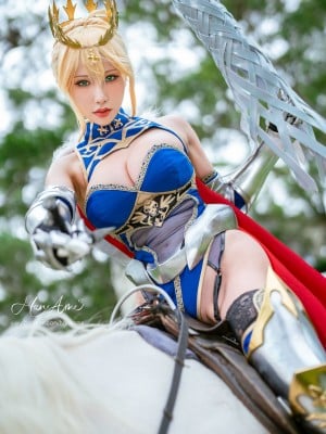 HaneAme - Artoria Lancer King Photobook_026