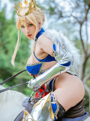 HaneAme - Artoria Lancer King Photobook_040