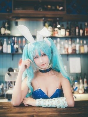 三度_69 NO.67 琴女兔女郎 LOL Sona Buvelle Bunny Girl_07_www.8kcosplay.com7