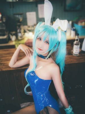 三度_69 NO.67 琴女兔女郎 LOL Sona Buvelle Bunny Girl_28_www.8kcosplay.com28