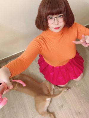 UyUy - Velma_46