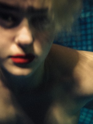 STEFANIA FERRARIO_stefania-nightswimming-26-6F65IZ7m