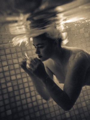 STEFANIA FERRARIO_stefania-nightswimming-51-odlPuR7B