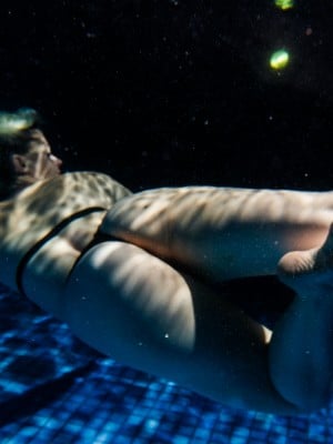 STEFANIA FERRARIO_stefania-nightswimming-7-QzaMmL7e