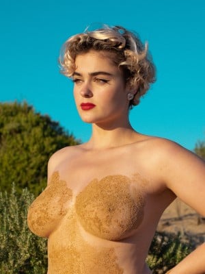 STEFANIA FERRARIO_stefania-kitten-dunes-24-uyeaBoHr