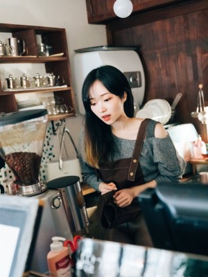 [Loozy] Bambi (밤비) - Cafe Alba_Loozy-Bambi-Cafe-Alba-MrCong.com-018