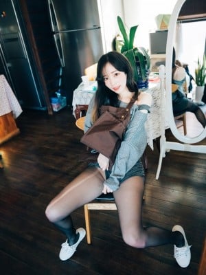 [Loozy] Bambi (밤비) - Cafe Alba_Loozy-Bambi-Cafe-Alba-MrCong.com-043