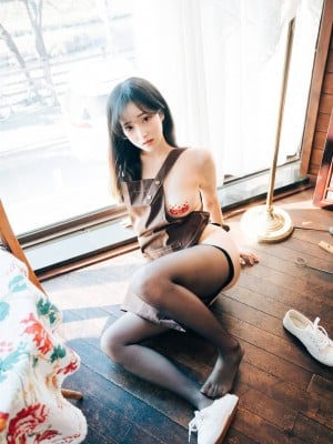 [Loozy] Bambi (밤비) - Cafe Alba_Loozy-Bambi-Cafe-Alba-MrCong.com-052