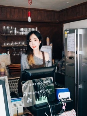 [Loozy] Bambi (밤비) - Cafe Alba_Loozy-Bambi-Cafe-Alba-MrCong.com-001