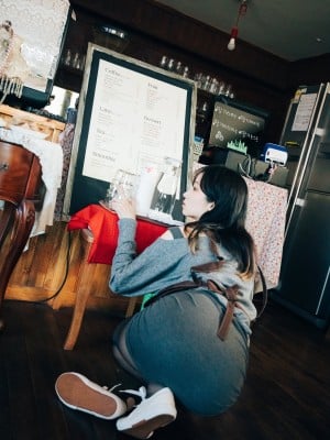 [Loozy] Bambi (밤비) - Cafe Alba_Loozy-Bambi-Cafe-Alba-MrCong.com-031