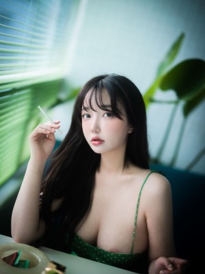 [BLUECAKE] Son Ye-Eun Nothing WHITE_1_YeEun_Nothing_RED+_003