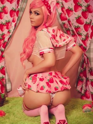 DANIELLE BALOO_Strawberry [3]