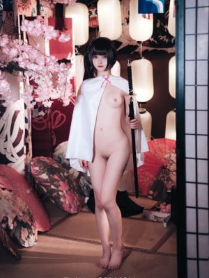 [白莉爱吃巧克力] 栗花落カナヲ_Blacqkl - Kanao (76)