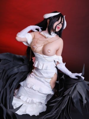 MiMi Chan - Albedo_04