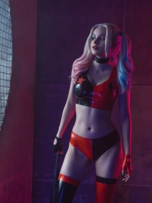 Shirogane -  Harley Quinn latex_02